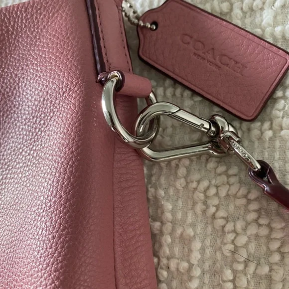 Coach Pink Leather Shoulder Bag - Picture 3 of 10